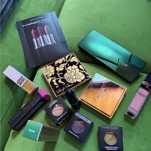 Assorted new not used or lightly swatched.